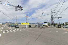 和歌山県紀の川市桃山町 市場交差点　野立て看板　
